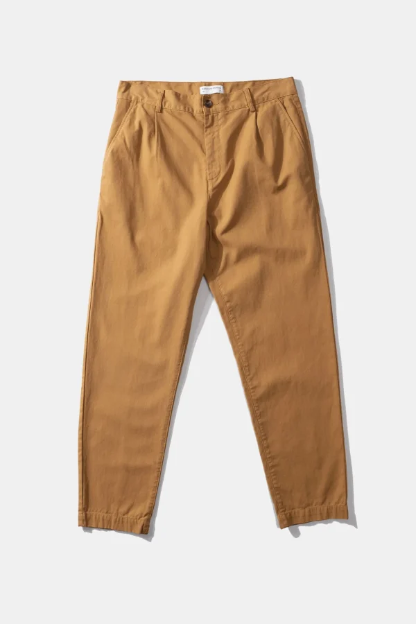 Edmmond Studios Chino Herringbone Plain Caramel | Men Trousers